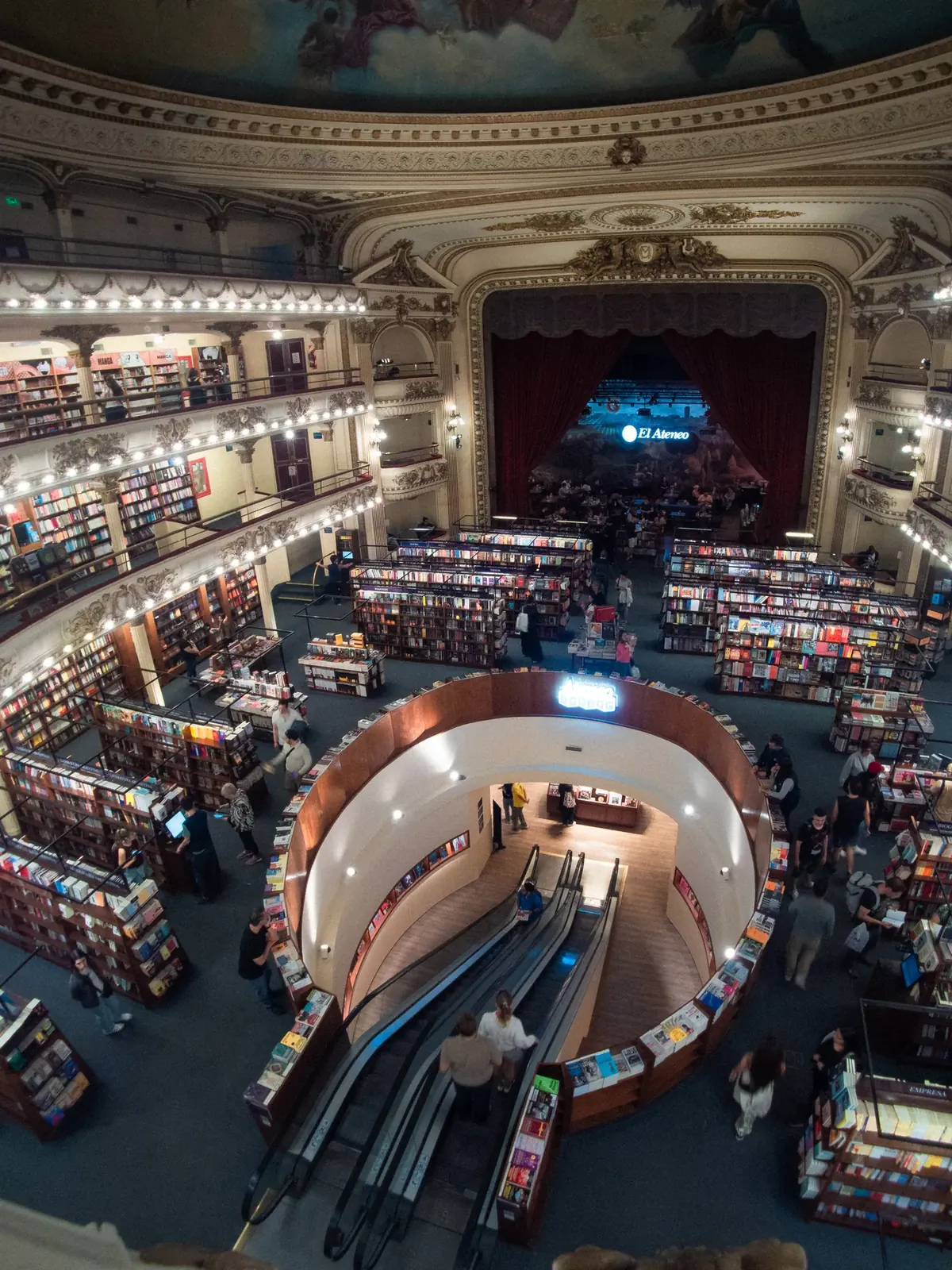 El Ateneo Grand Splendid, a theatre turned bookstore in Buenos Aires